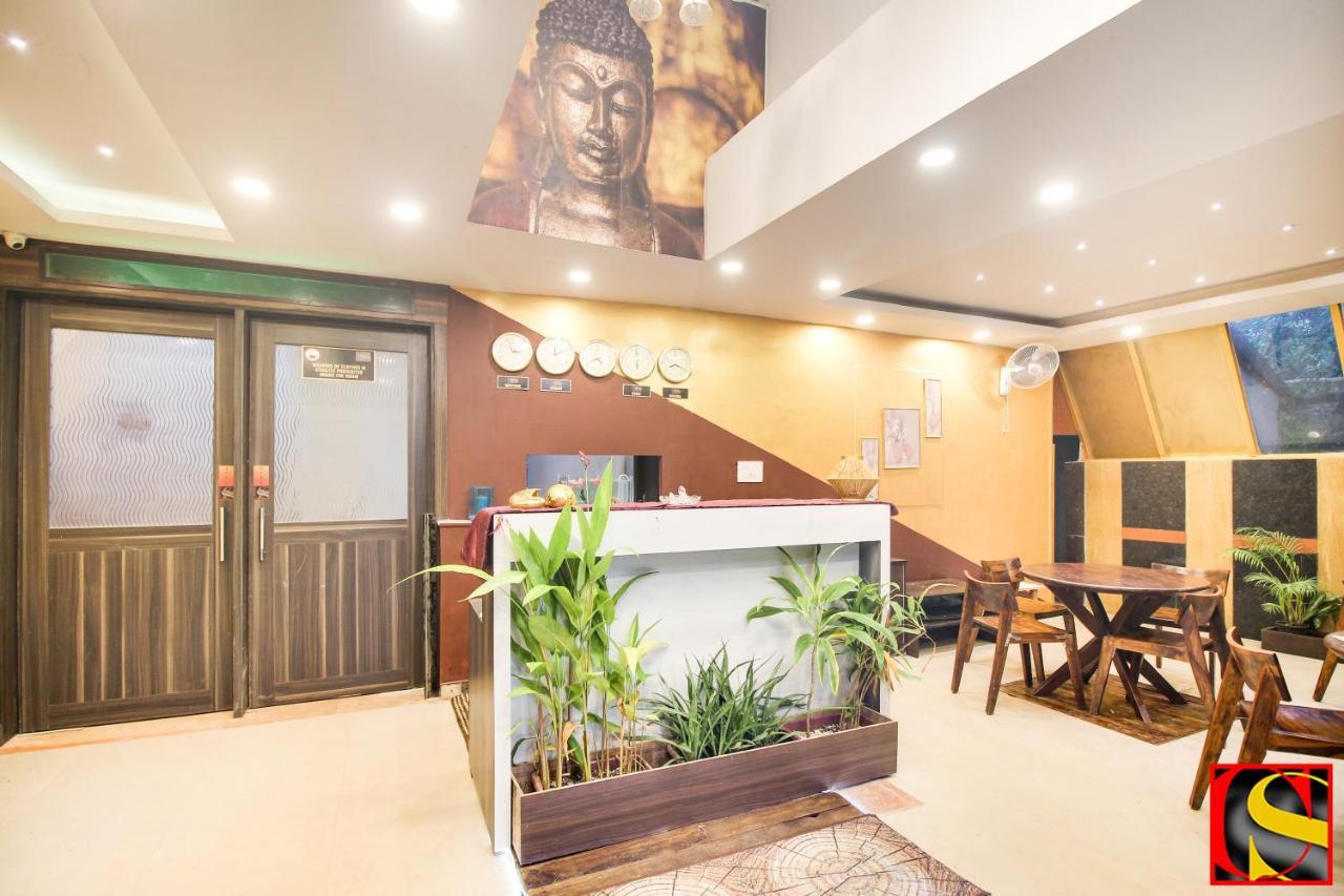 Candolim Sands 호텔 외부 사진