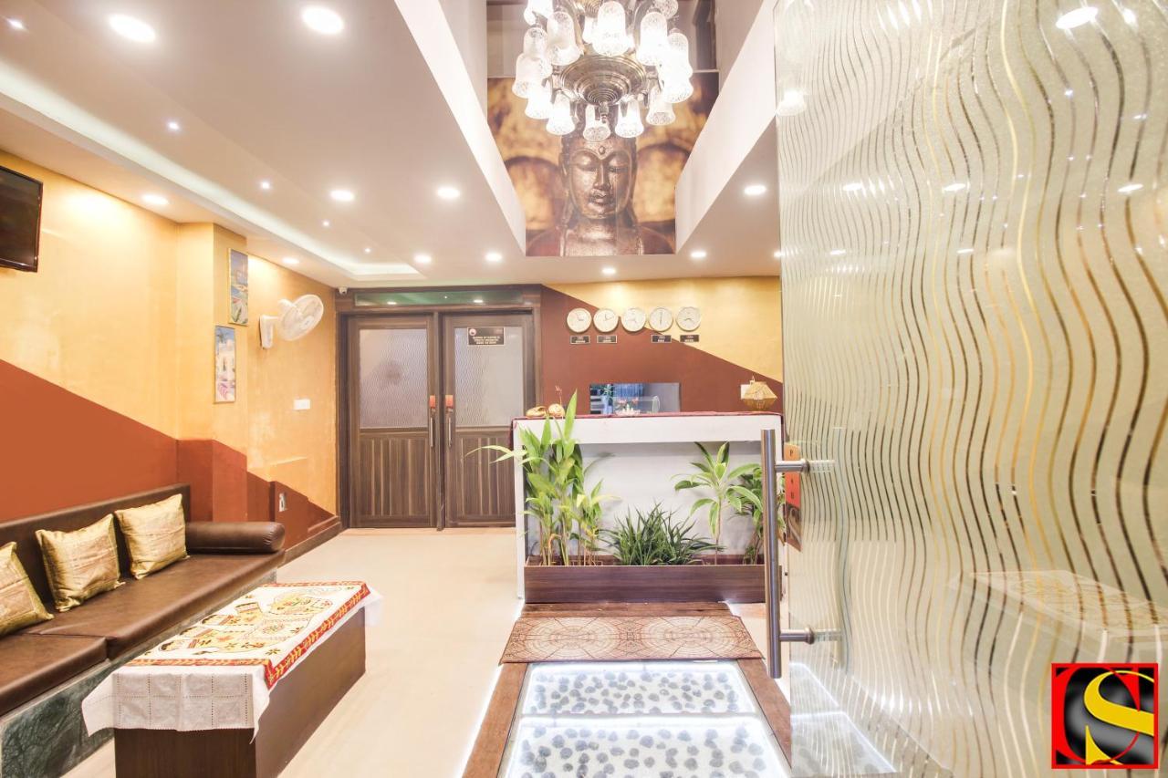 Candolim Sands 호텔 외부 사진